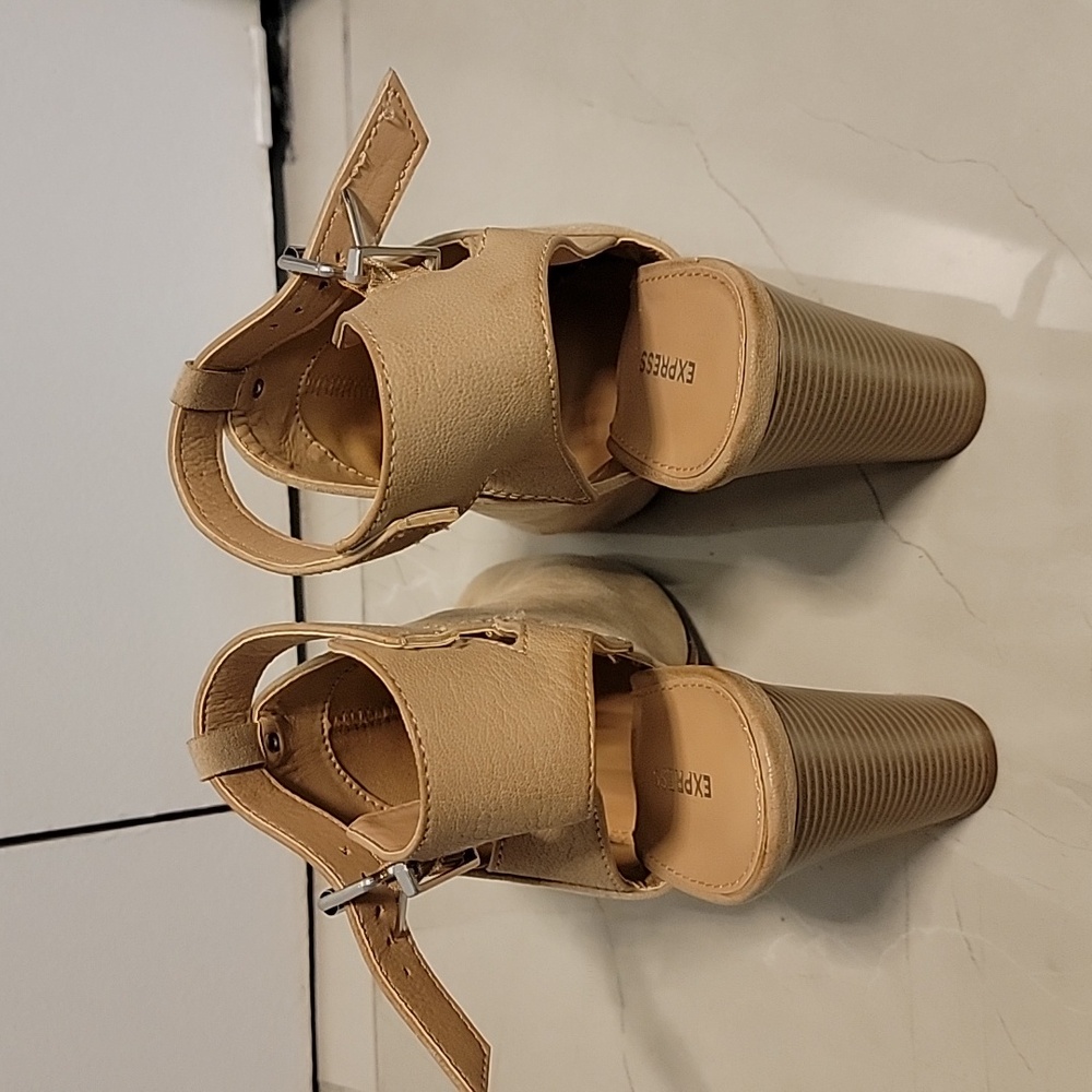 Express sandals - Picture 3 of 3